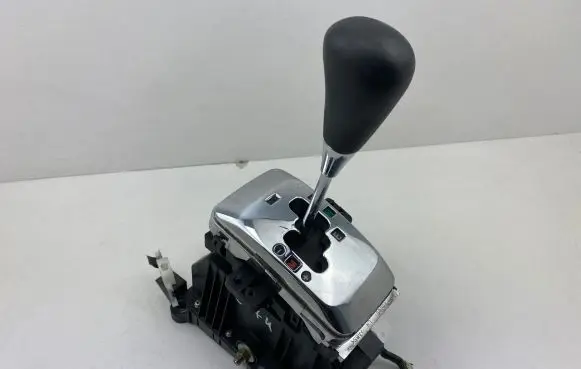 Toyota Corolla E120 E130 Gear shifter/selector 8945152020