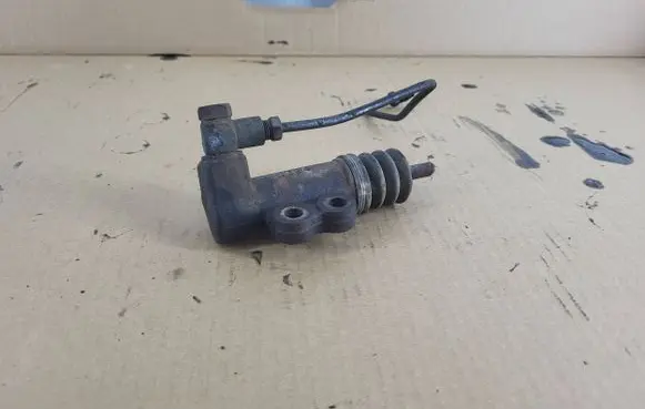 KIA Ceed Clutch master cylinder S224