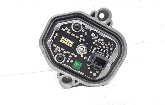 Volvo S90, V90 LED ballast control module 