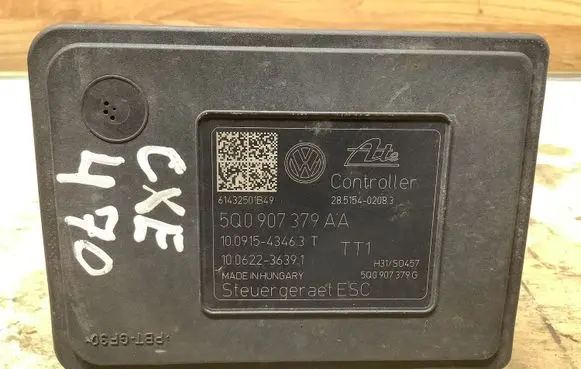 Volkswagen Golf VII ABS Pump 5Q0907379AA 5Q0907379G