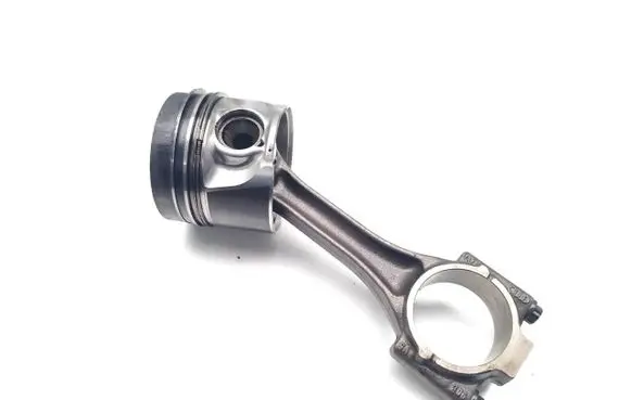 Volkswagen Polo V 6R Piston with connecting rod CFWA
