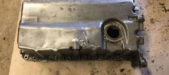 Volkswagen Golf V Oil sump 038103603AG