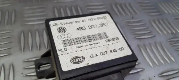Audi A6 S6 C5 4B Light module LCM 4B0907357 5LA007845-00