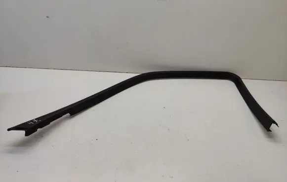 BMW 7 E32 Front door window/glass frame 1828788 22925