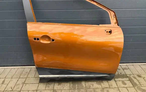 Renault Captur Front door 801009375R
