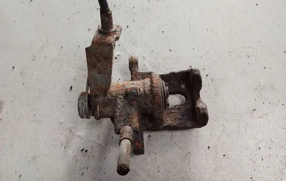 Honda Civic Rear brake cylinder 