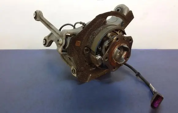 Porsche Panamera (970) Front wheel hub spindle knuckle 970331612