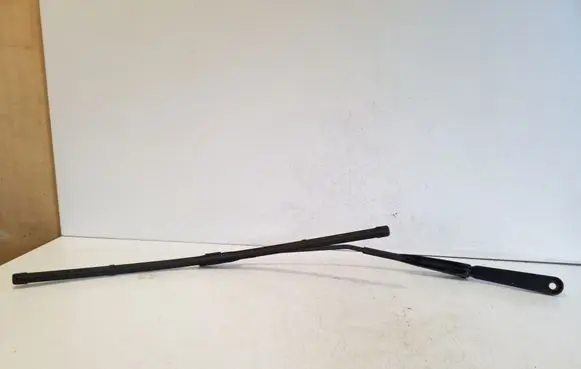 Iveco Daily 6th gen Front wiper blade arm 80055607