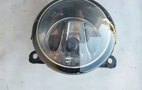 Suzuki Swift II Front fog light 89211943