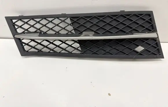 BMW 5 F10 F11 Front bumper lower grill 7200700 11460915