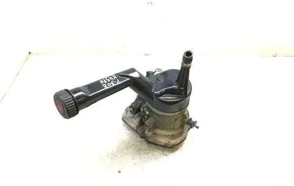 Peugeot 308 Power steering pump A0025878 9673536580 K4370