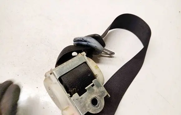 Opel Zafira A Front seatbelt 