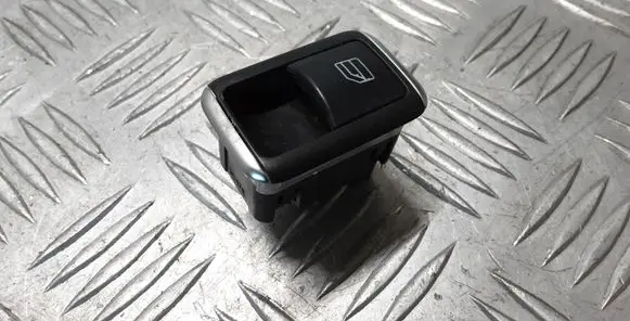 Mercedes-Benz C AMG W204 Electric window control switch A2049058202