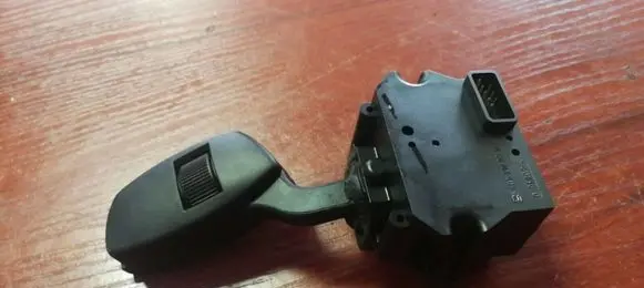 BMW 5 E60 E61 Wiper control stalk 6924106