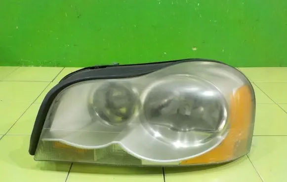 Volvo XC90 Headlight/headlamp 30764399