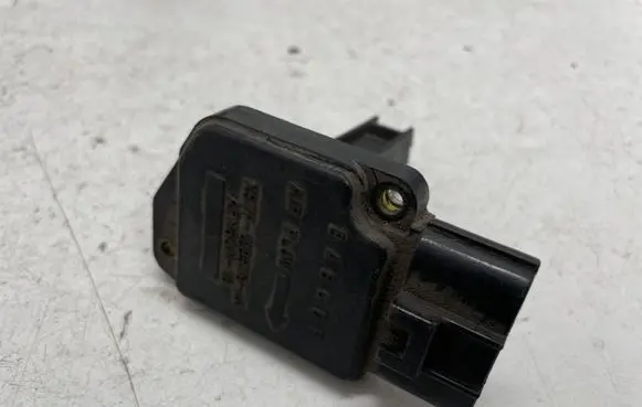 Nissan Note (E11) Mass air flow meter XS7F12B579AA