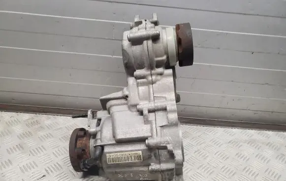 Jaguar XF Gearbox transfer box case DW937K780AG