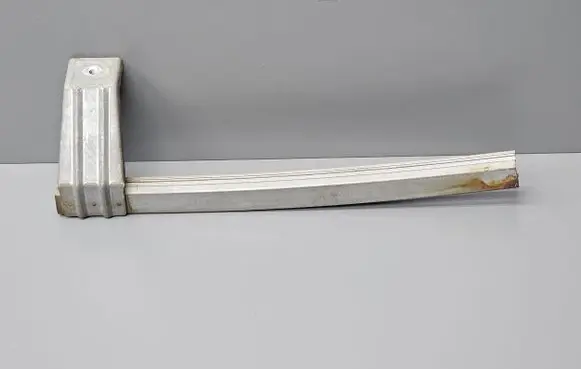 Honda CR-V Front door windshield rail 
