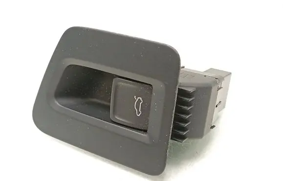 Tailgate opening switch