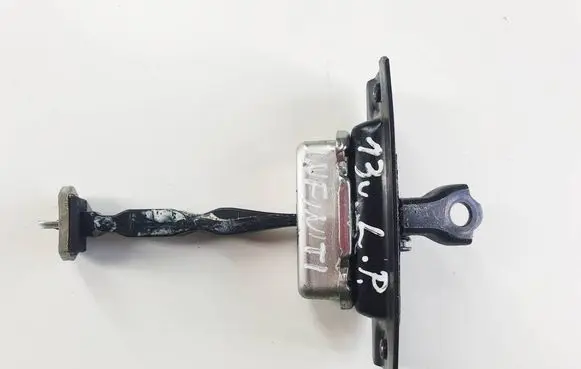 Infiniti M Y51 Front door check strap stopper 