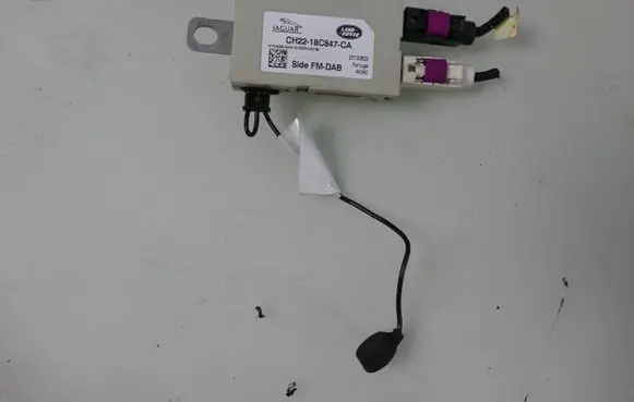 Jaguar XF Antenna control unit CH22-18C847-CA