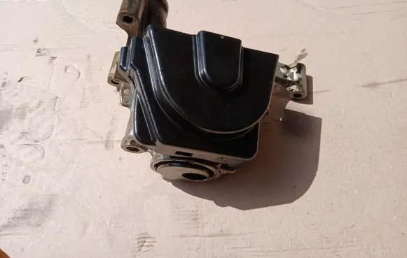 Ford Focus Oil pump CM5G6600DC
