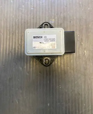 Nissan Qashqai ESP acceleration yaw rate sensor 47931JD00A 0265005665 7004360