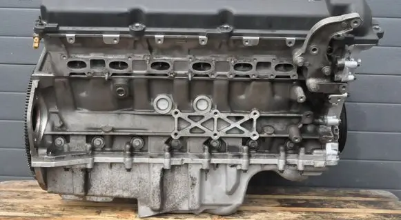 Aston Martin DB9 Engine swap AM3