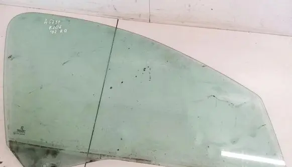 Peugeot 206 Front door window glass four-door