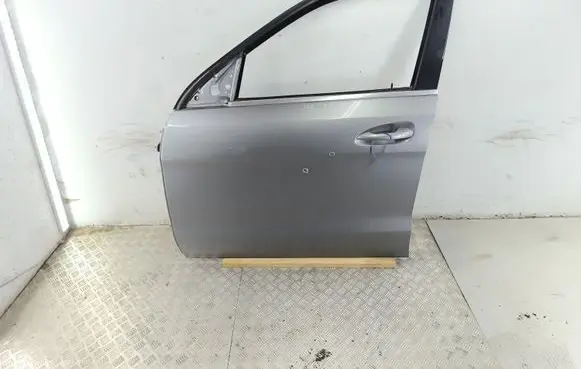 Mercedes-Benz ML W166 Front door A1667200105