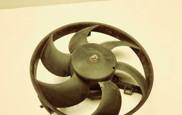 Jaguar XK8 - XKR Electric radiator cooling fan 9010411