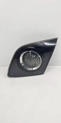 Mazda 3 I Tailgate rear/tail lights P2913R 0641E11 P2919