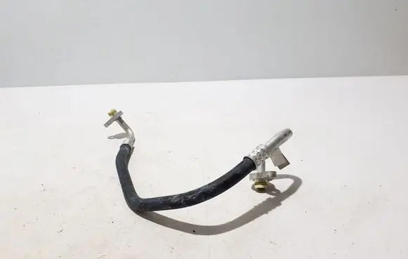Air conditioning (A/C) pipe/hose