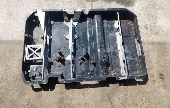 LEVC TX Hybrid/electric vehicle battery tray 004756