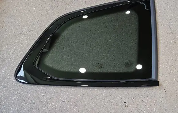 BMW X1 U11 Rear side window 9451582