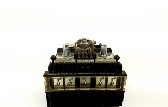Nissan Qashqai Fuse module A5100634