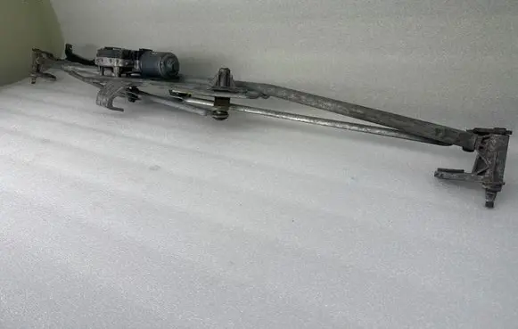 Volkswagen Sharan Front wiper linkage and motor 7M3955023D 3397020775 7M3959119A