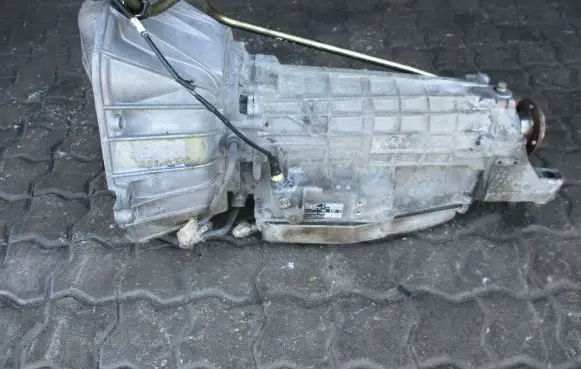 Jaguar XJ X300 Automatic gearbox 1043010749 4HP22 9HPGRB