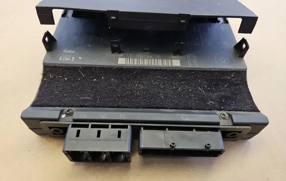 Mercedes-Benz SL R230 Seat control module 2308204426 A2308204426
