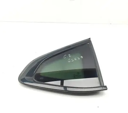 BMW X4 G02 Rear side window 7416548