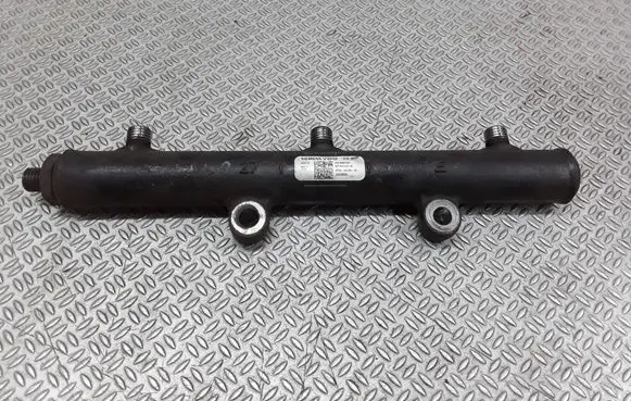 Land Rover Range Rover Sport L320 Fuel main line pipe 4R8Q9D280BC