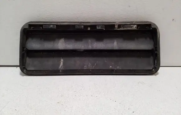 Ford Ranger Quarter panel pressure vent AB3915280B62AA