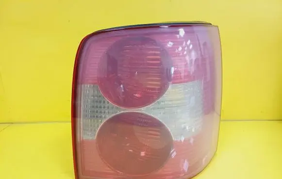 Volkswagen PASSAT B5.5 Rear/tail lights 3B9945096AA