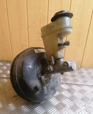 Master brake cylinder