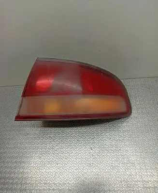 Mitsubishi Galant Rear/tail lights 0431612R 0431612
