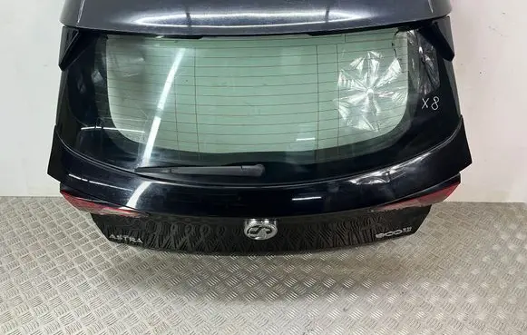 Opel Astra K Tailgate/trunk/boot lid 