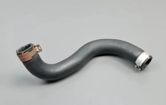 Honda CR-V Engine coolant pipe/hose