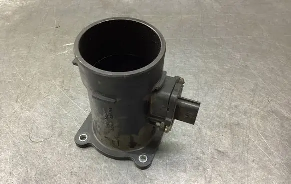 Nissan X-Trail T30 Mass air flow meter 22680AW400 AFH6024