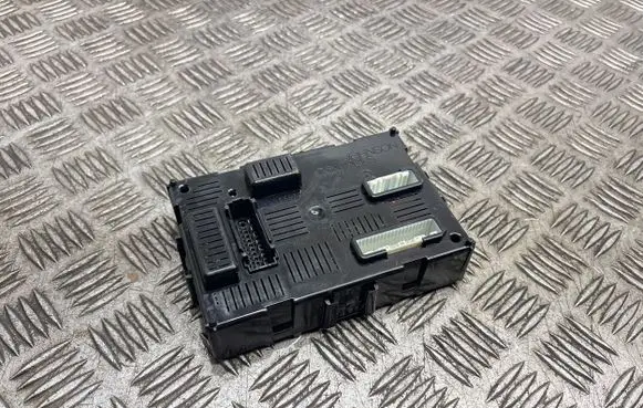 Nissan Note (E11) Comfort/convenience module 284B2BC52A 00480715 281192962C