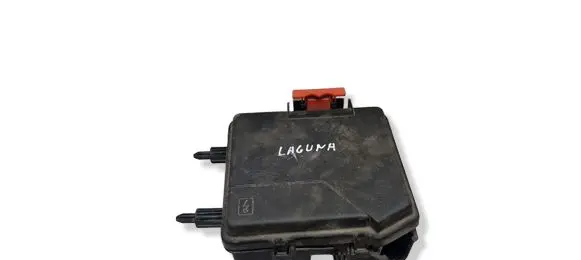 Renault Laguna III Fuse box cover 284C40001R 319134169